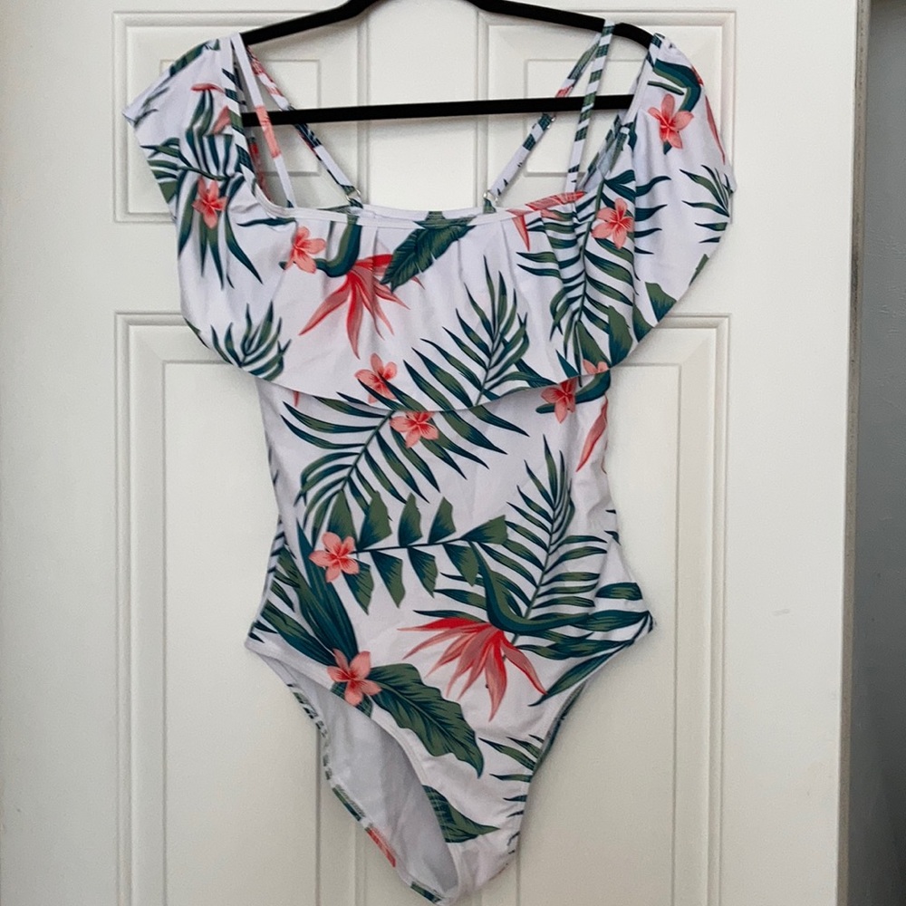 One piece swimsuit